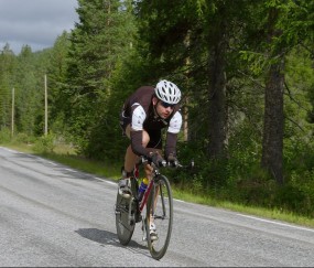 开云体育-鏖战法兰西，当三十三岁的詹姆斯遇上三十岁的浓眉，法兰西鏖战，33岁詹姆斯对决30岁浓眉
